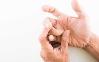 Doigt à ressaut : que faire pour le soigner ?